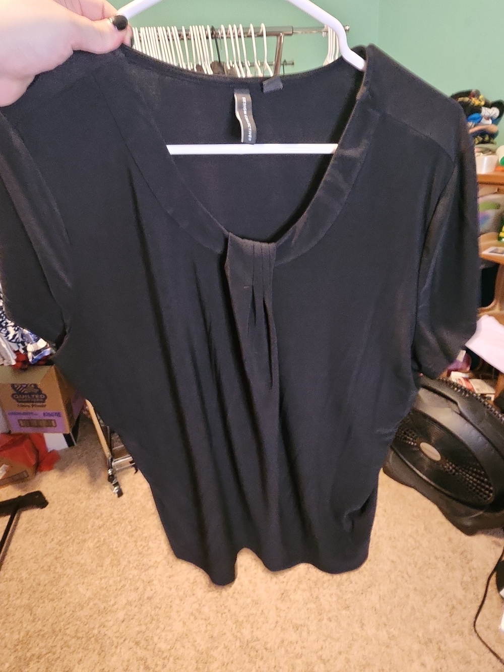 Design Collective Black Blouse Size Large Short Sleeve Pleated Neck